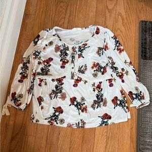 Cloud Chaser Cream 3/4 Sleeve floral  Blouse size small
